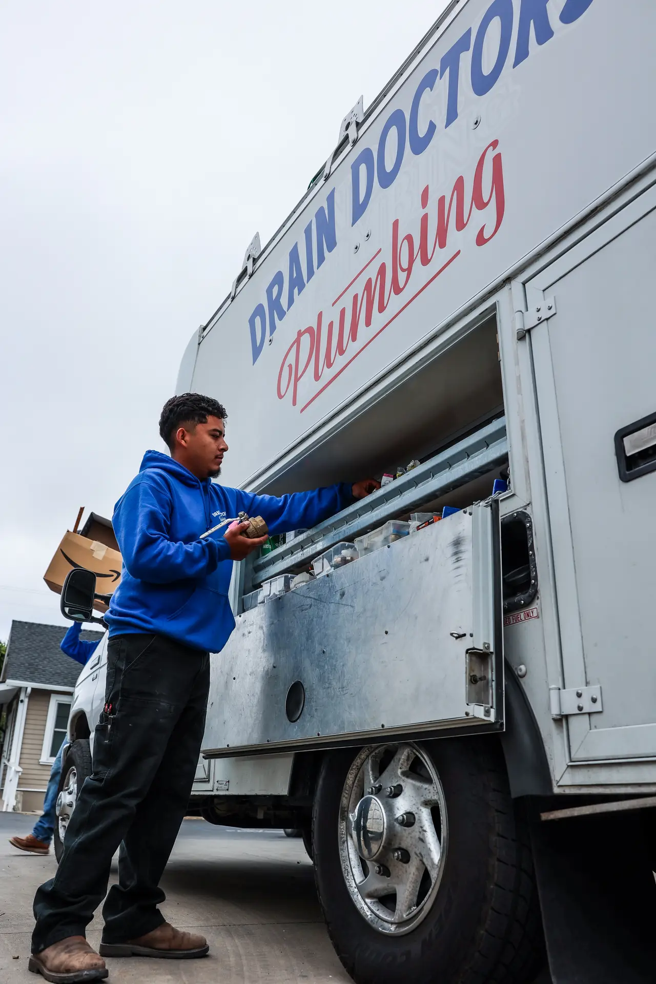 Drain Doctors Plumbing technician preparing for a job in Orcutt, CA